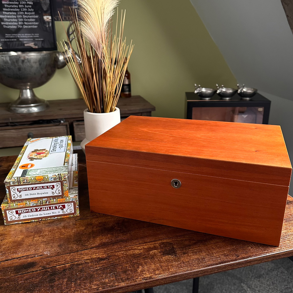 Хьюмидор Adorini Cedro Deluxe L 150 Cigar - отзывы