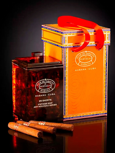 Сигары Art Nouveau Serie Partagas Shorts Vintage 2007 - подробнее