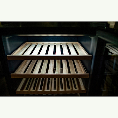 Электронный шкаф компрессорный Cigar Cabinet M-C 93 - цена