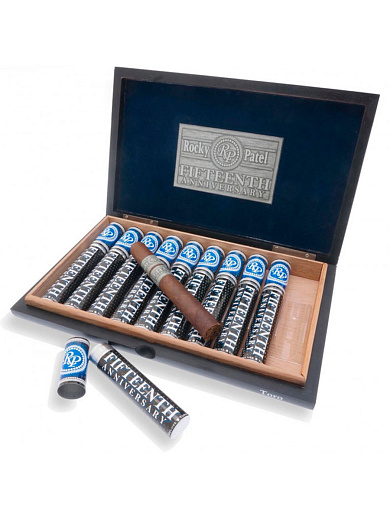 Сигары Rocky Patel 15th Anniversary Deluxe Toro Tubos - цена