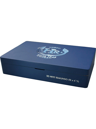 Сигары Hirochi Robaina HR Blue Line Petit Edmundo - отзывы