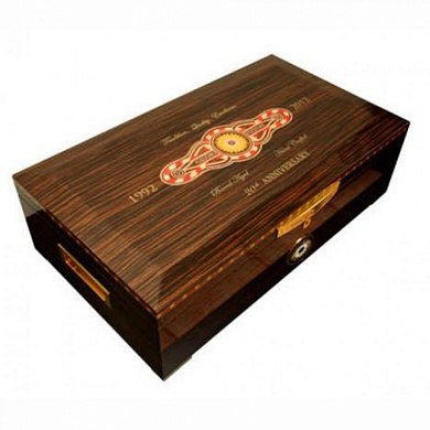 Хьюмидор Perdomo 20 Years Limited Edition - фото